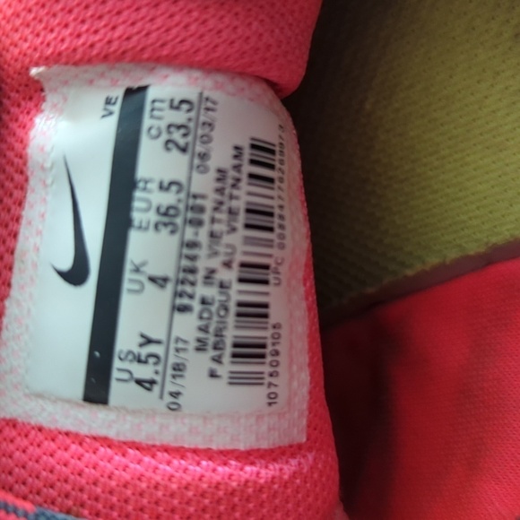 Nike Zoom Pegasus 34 Shield GS Running Athletic Shoes 922849 4.5Y - Picture 12 of 12